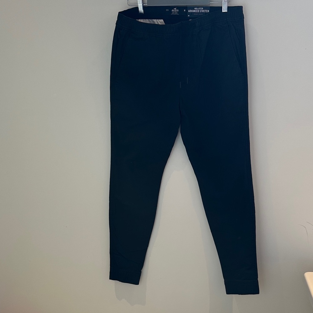 Hollister Advanced Stretch Joggers in Black NWT